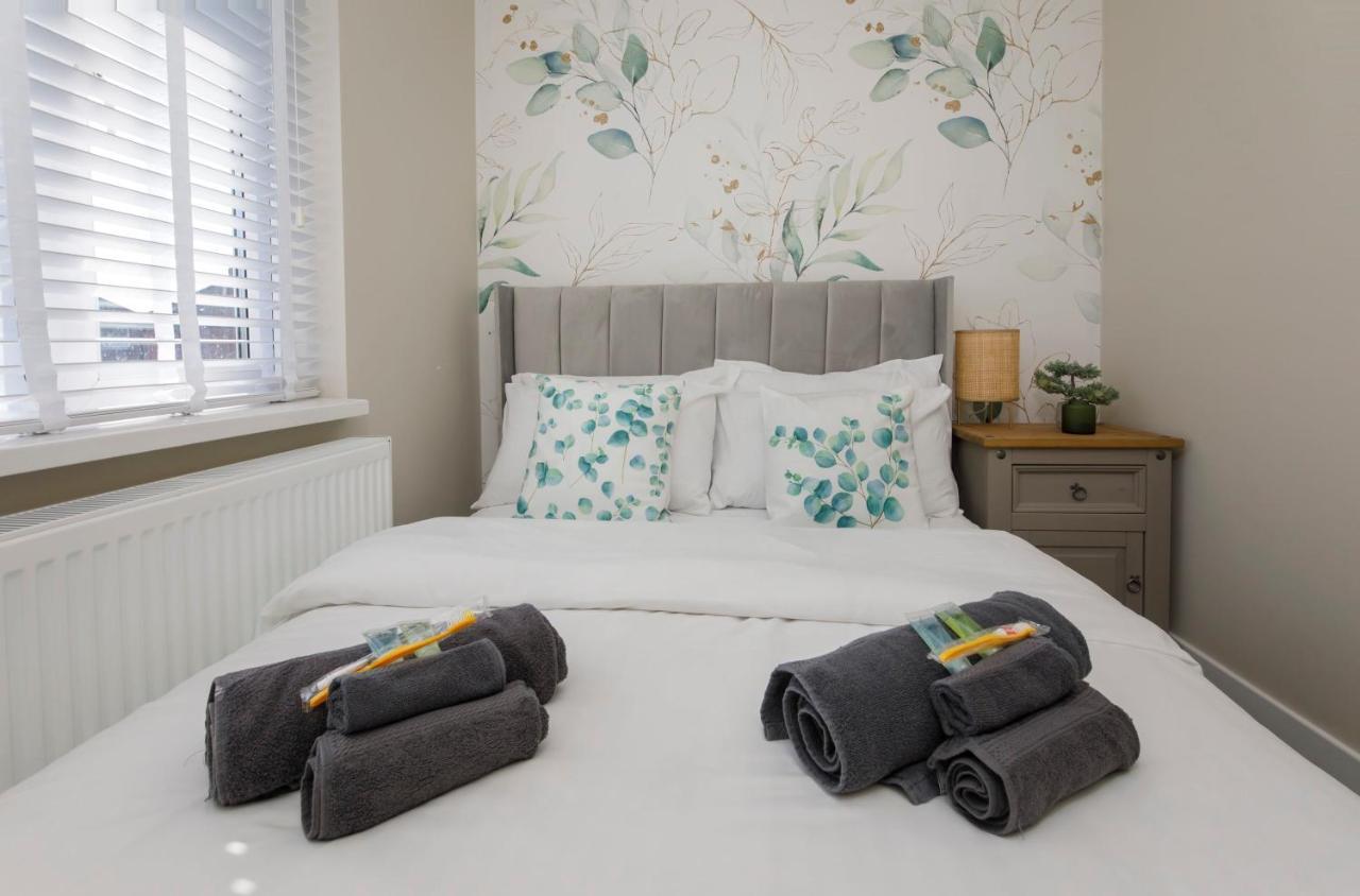 The Dodsworth Modern 4 Bedroom House, Sleeps 8 Casa de férias York