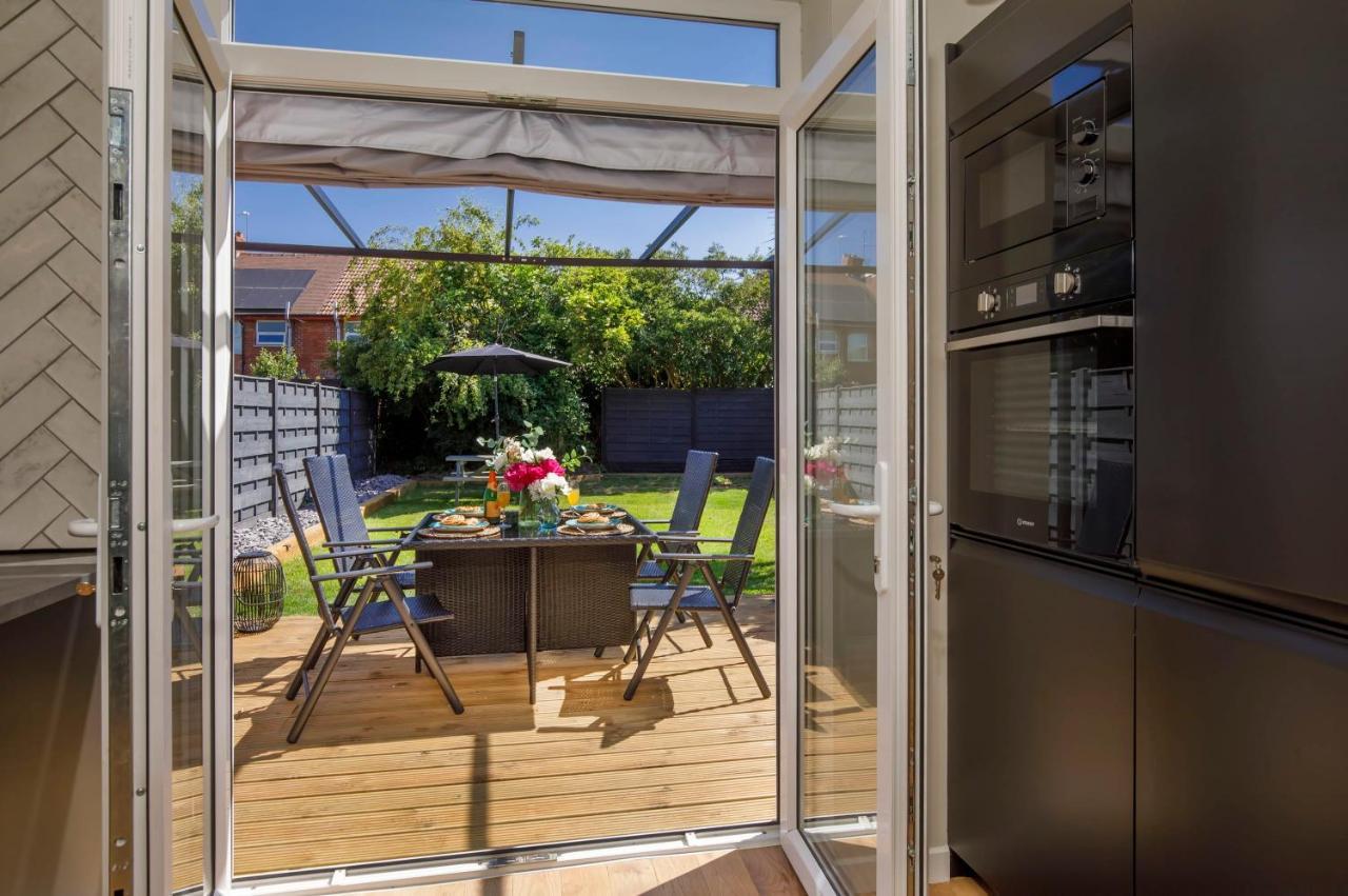 The Dodsworth Modern 4 Bedroom House, Sleeps 8 Casa de férias *